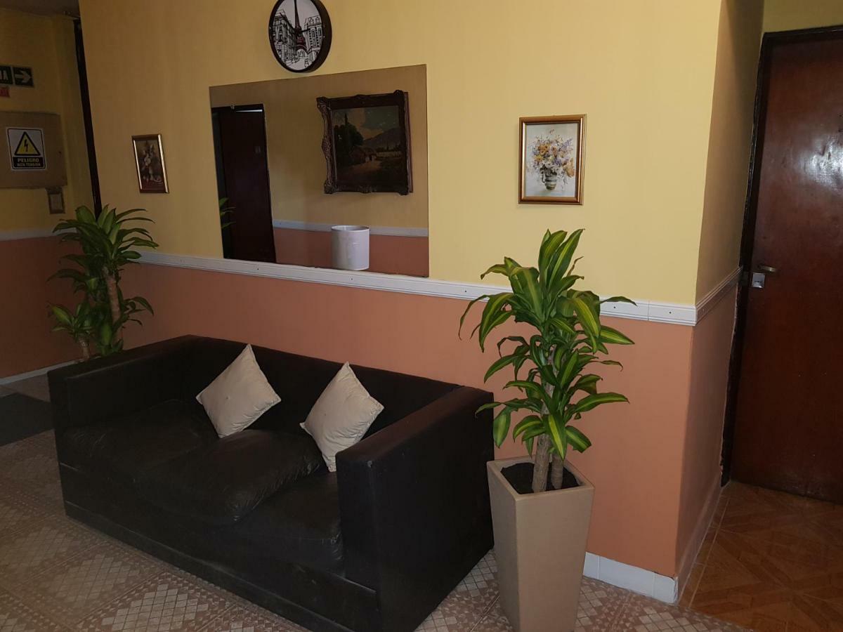 Paris Hotel San Martin (Buenos Aires)